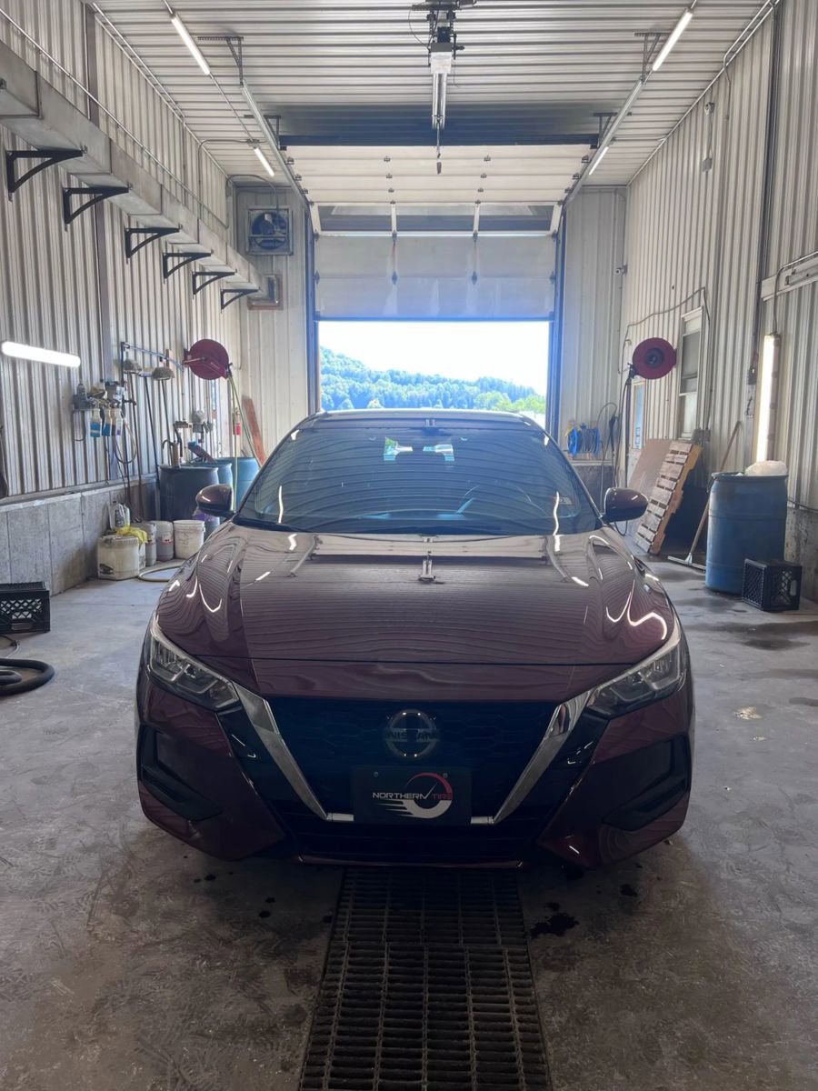 Used 2021 Nissan Sentra SV FWD image 2