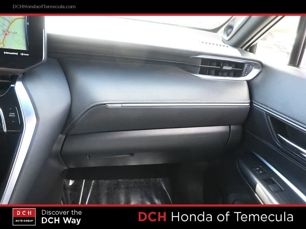 Used 2022 Toyota Venza XLE AWD/4WD image 14