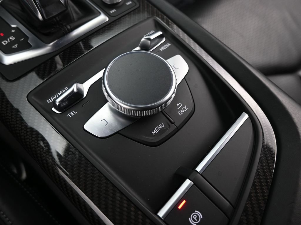 Used 2018 Audi R8 V10 plus w/ 20" Wheel Package image 33