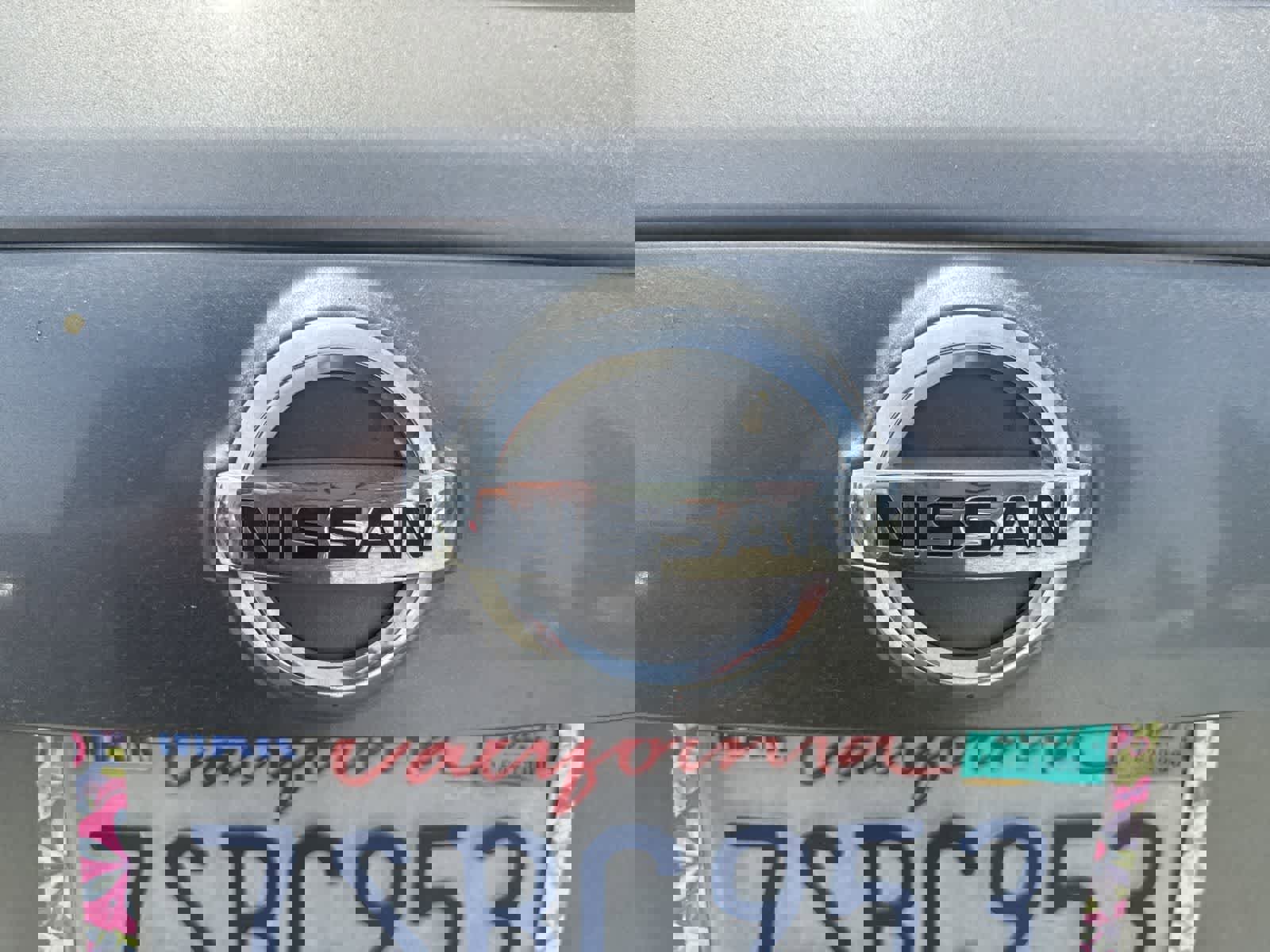 Used 2015 Nissan Juke S image 12