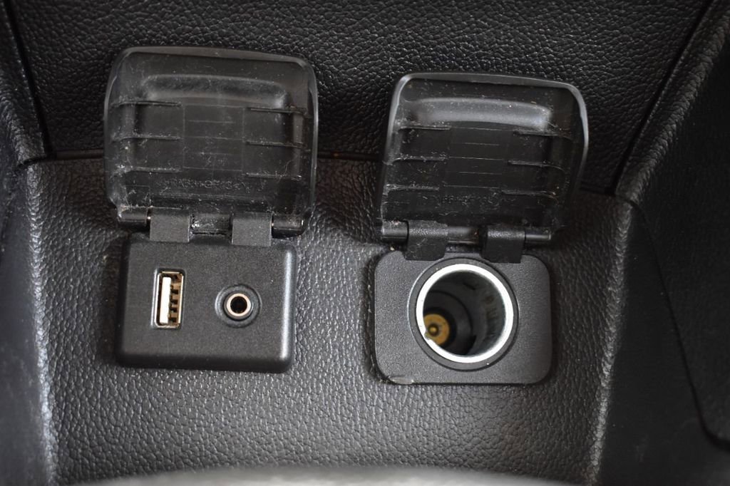 Used 2017 Chevrolet Cruze LS image 32