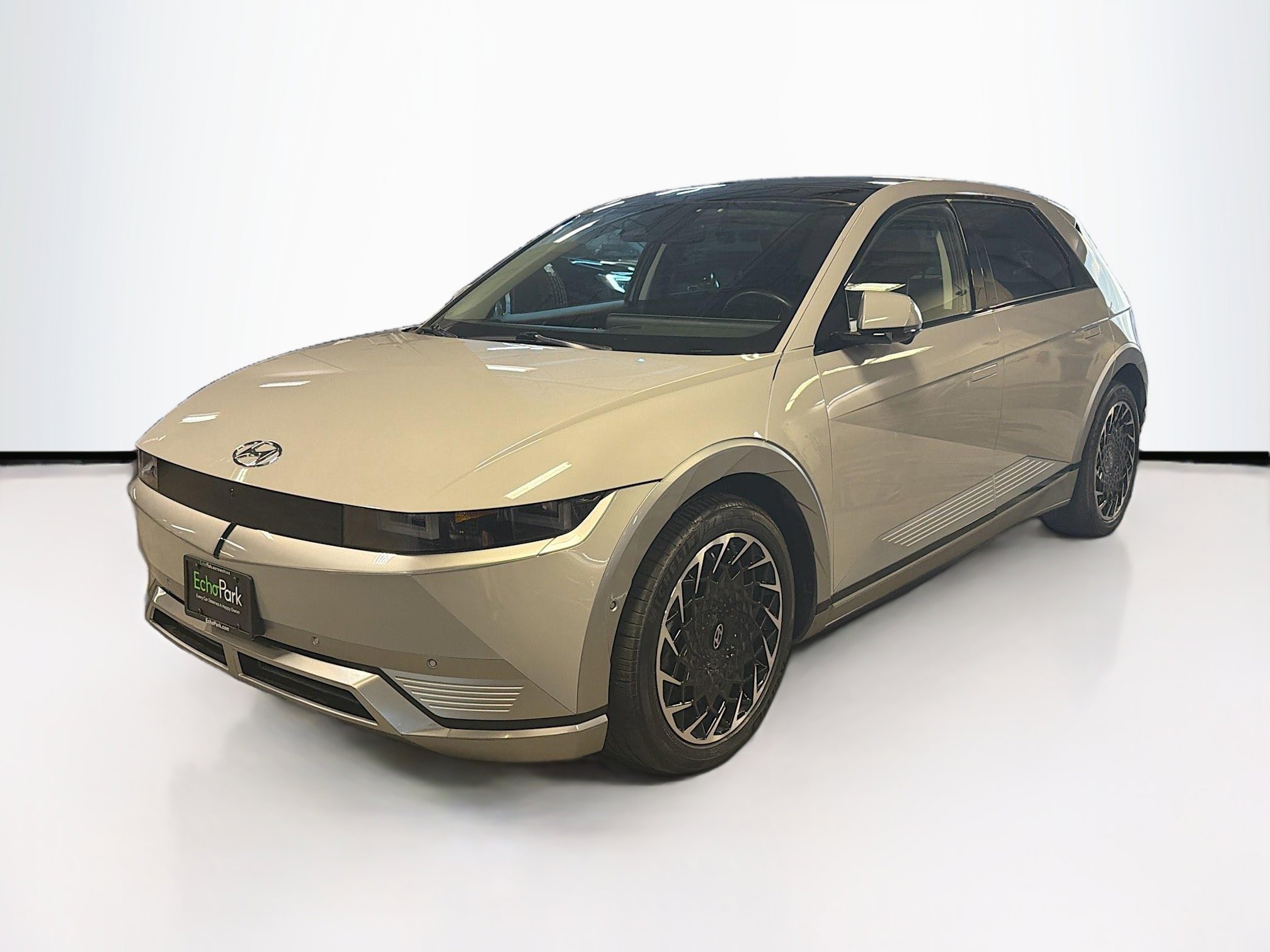 Used 2023 Hyundai Ioniq 5 Limited image 3