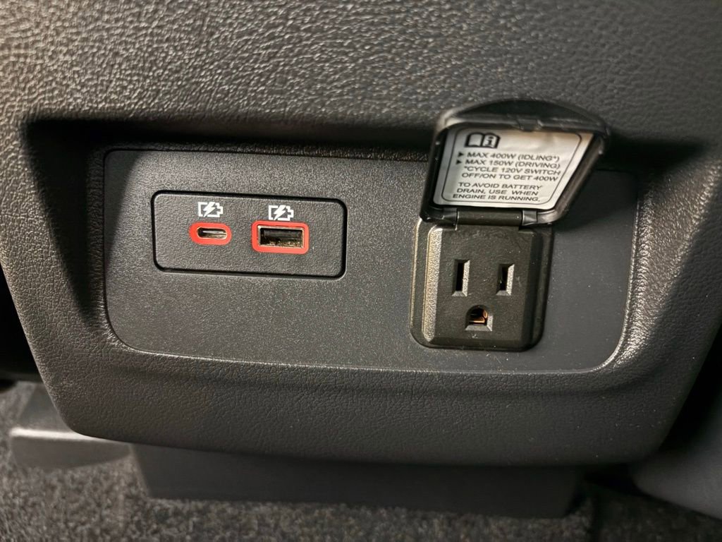 Used 2025 Nissan Frontier SV w/ SV Convenience Package RWD image 37