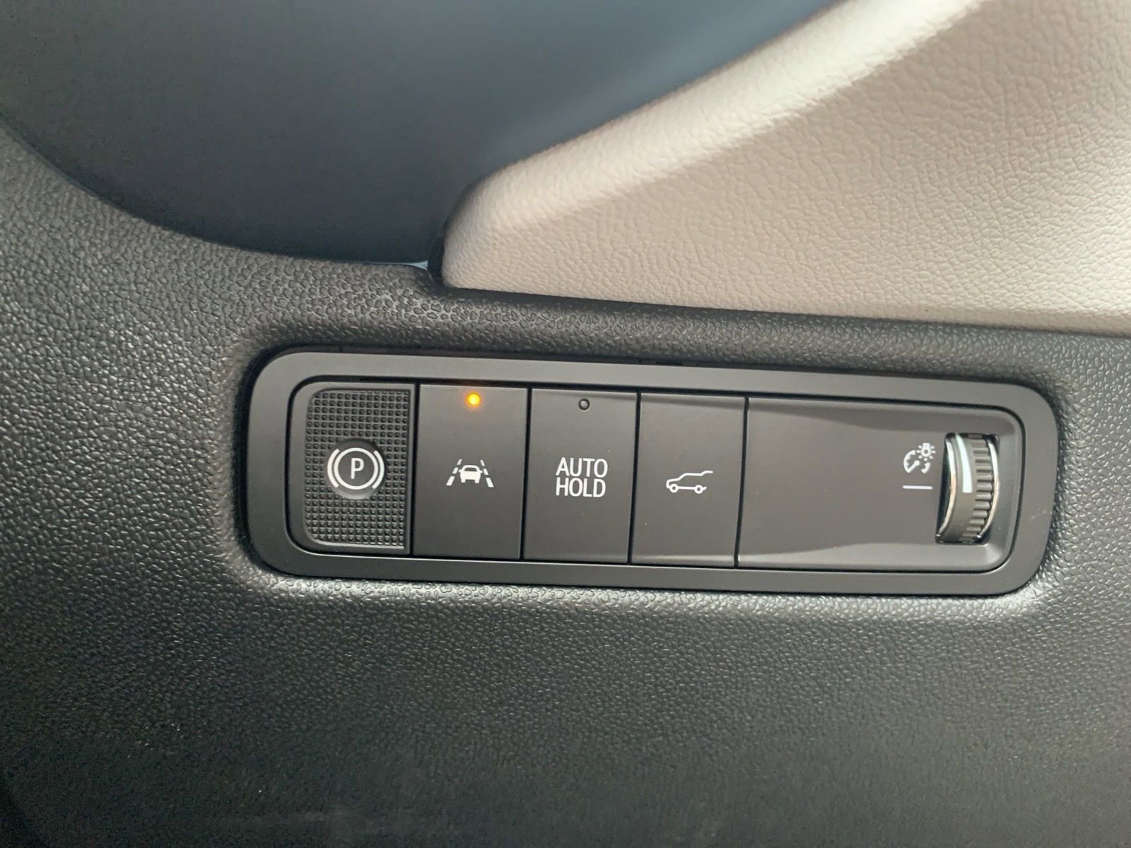 New 2026 Chevrolet Equinox EV LT image 39