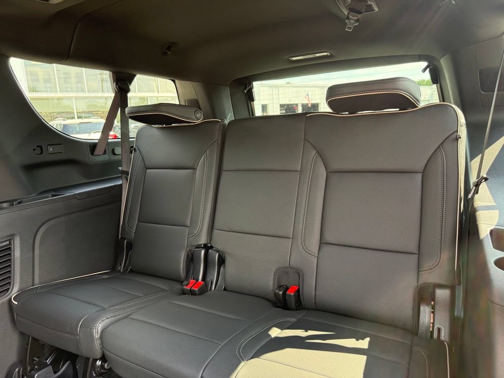 New 2026 GMC Yukon XL Elevation w/ Elevation Premium Package AWD/4WD image 23
