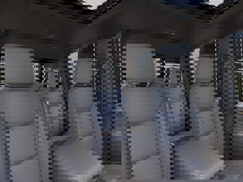 New 2026 GMC Sierra 2500 SLT w/ SLT Convenience Package image 24