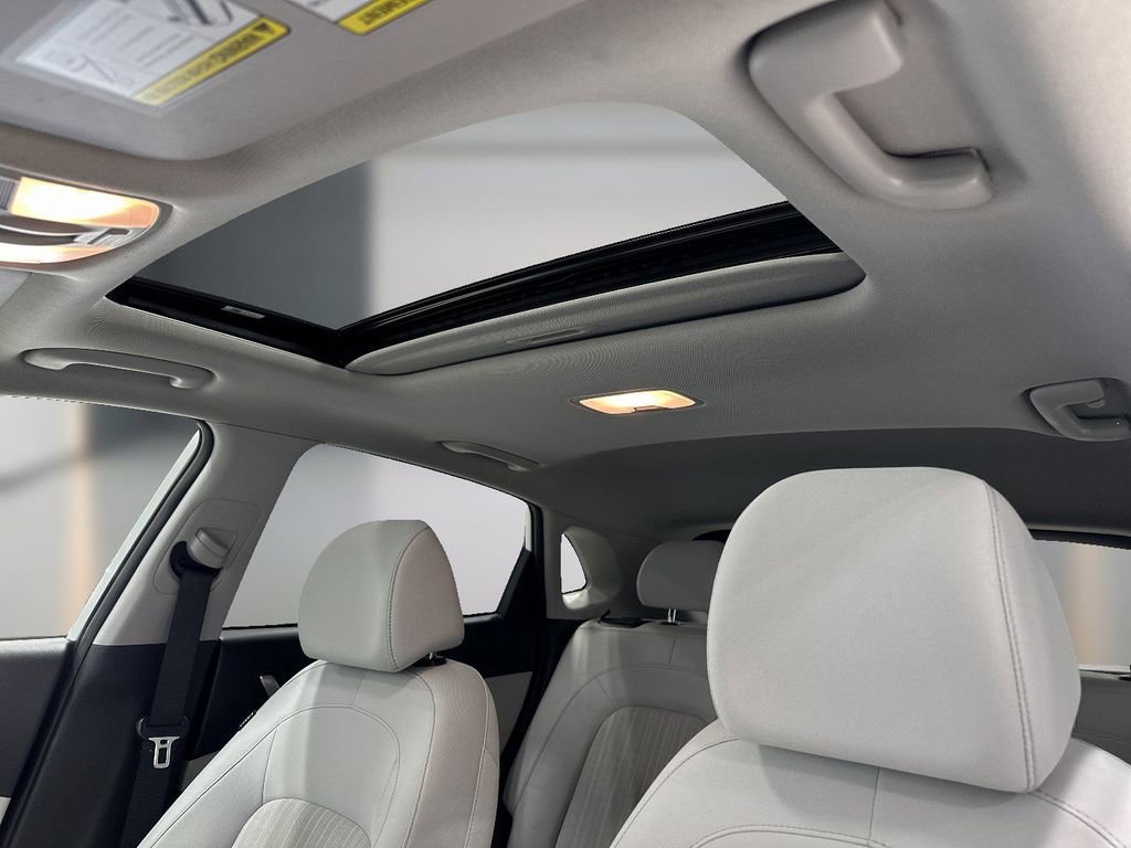 Certified 2023 Hyundai Kona SEL w/ Convenience Package image 8