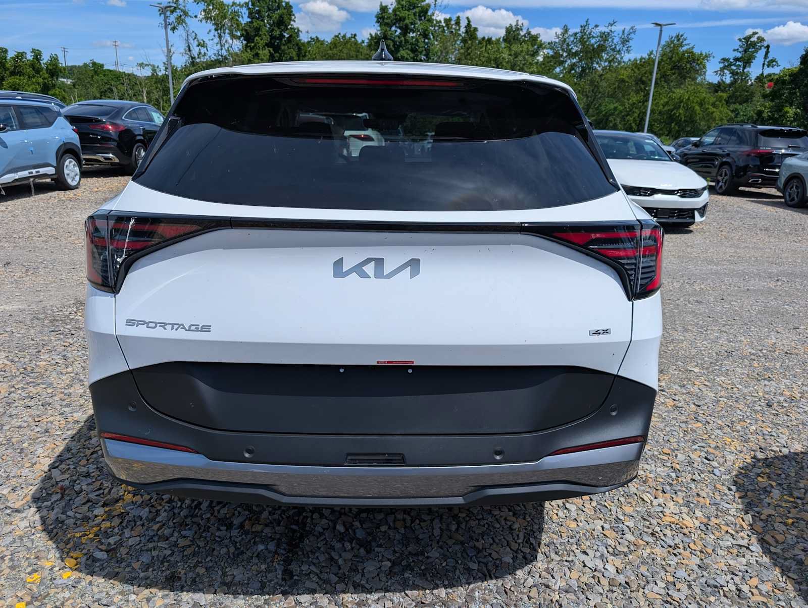 New 2026 Kia Sportage LX w/ LX Convenience Package AWD/4WD image 8