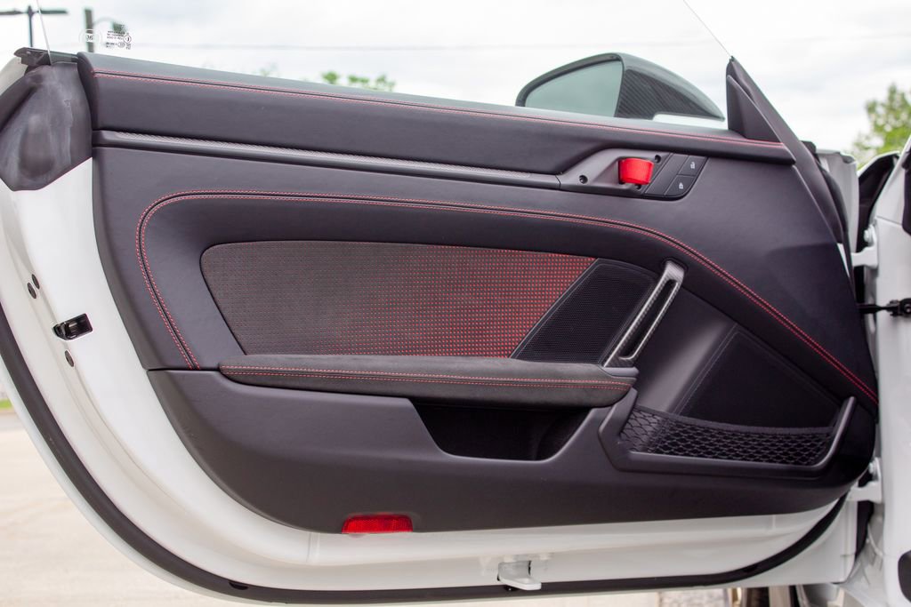 Used 2025 Porsche 911 GT3 RS RWD image 19