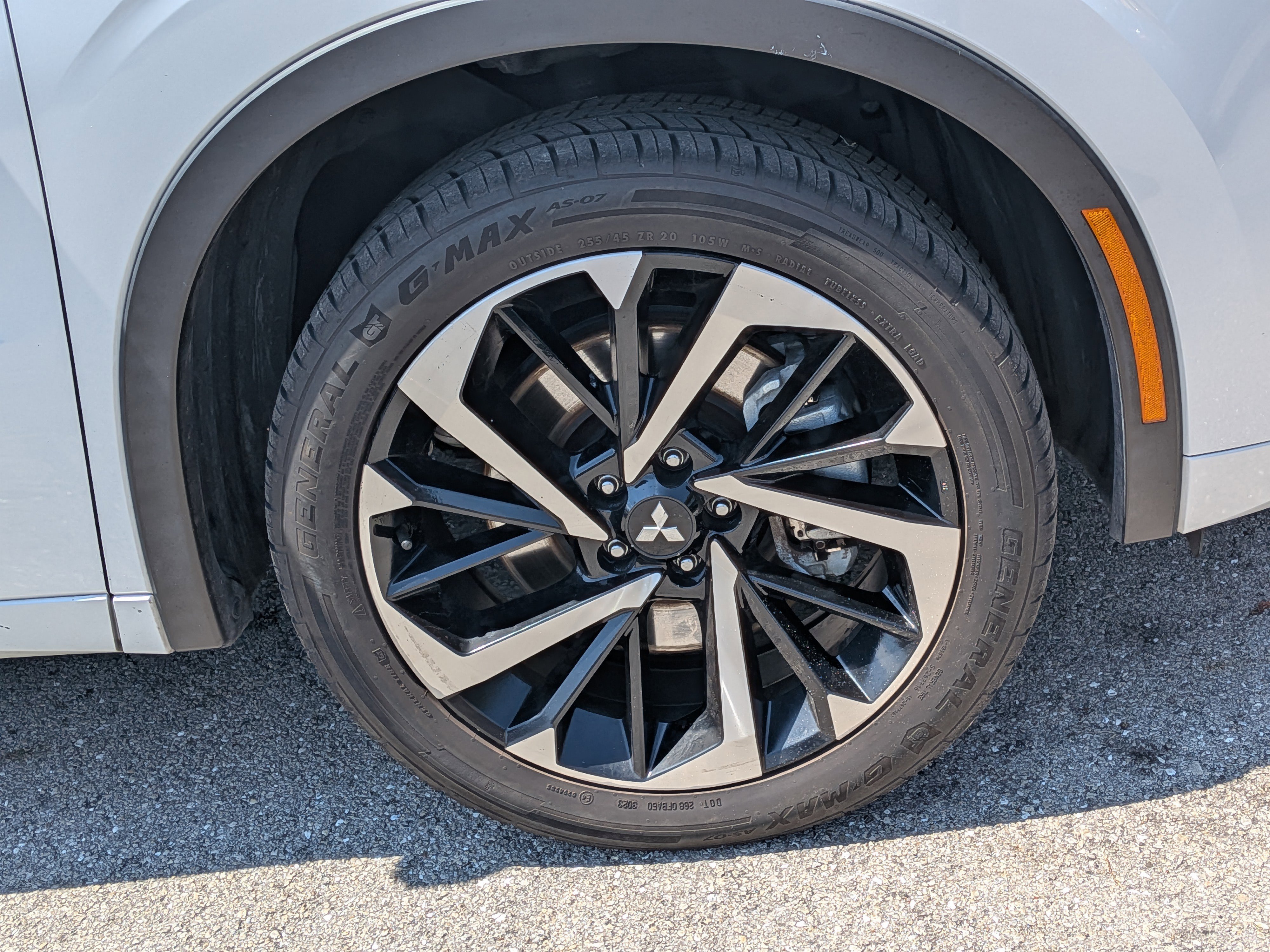 Used 2022 Mitsubishi Outlander SEL image 11