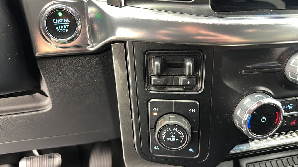 Used 2023 Ford F150 Lariat w/ Equipment Group 502A High AWD/4WD image 21