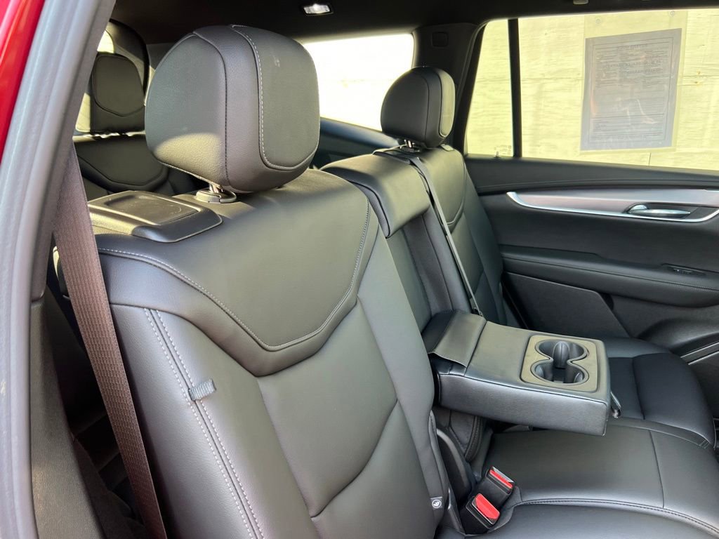 Certified 2023 Cadillac XT6 Luxury image 24