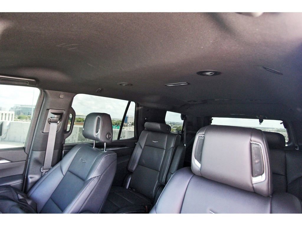 Certified 2025 Cadillac Escalade Luxury RWD image 29