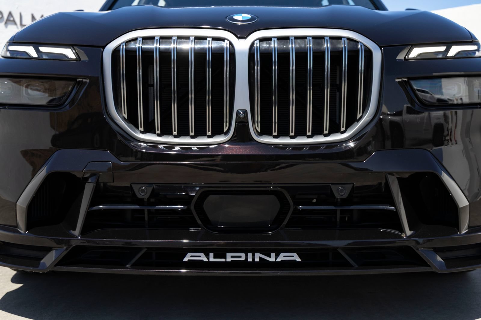Used 2023 BMW ALPINA XB7 AWD/4WD image 11