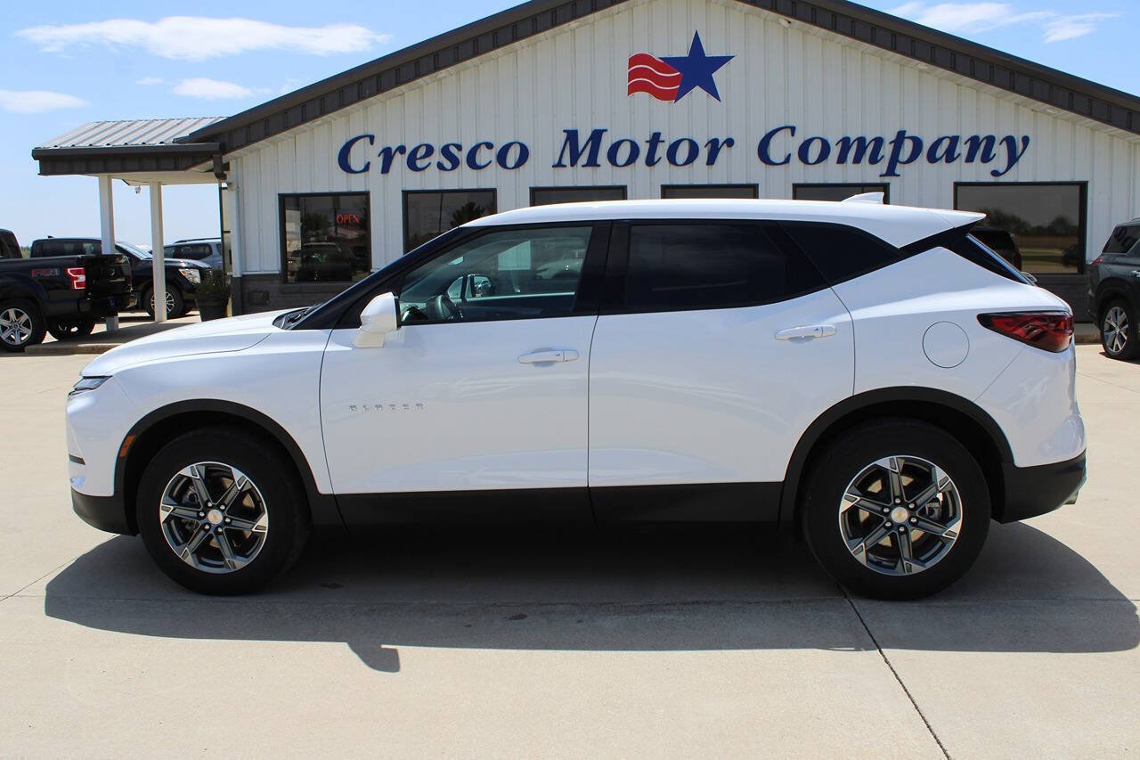 Used 2025 Chevrolet Blazer LT AWD/4WD image 8
