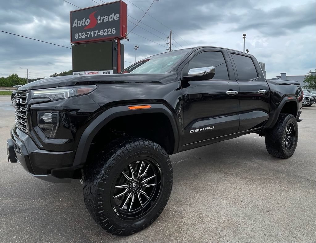 Used 2023 GMC Canyon Denali AWD/4WD image 4