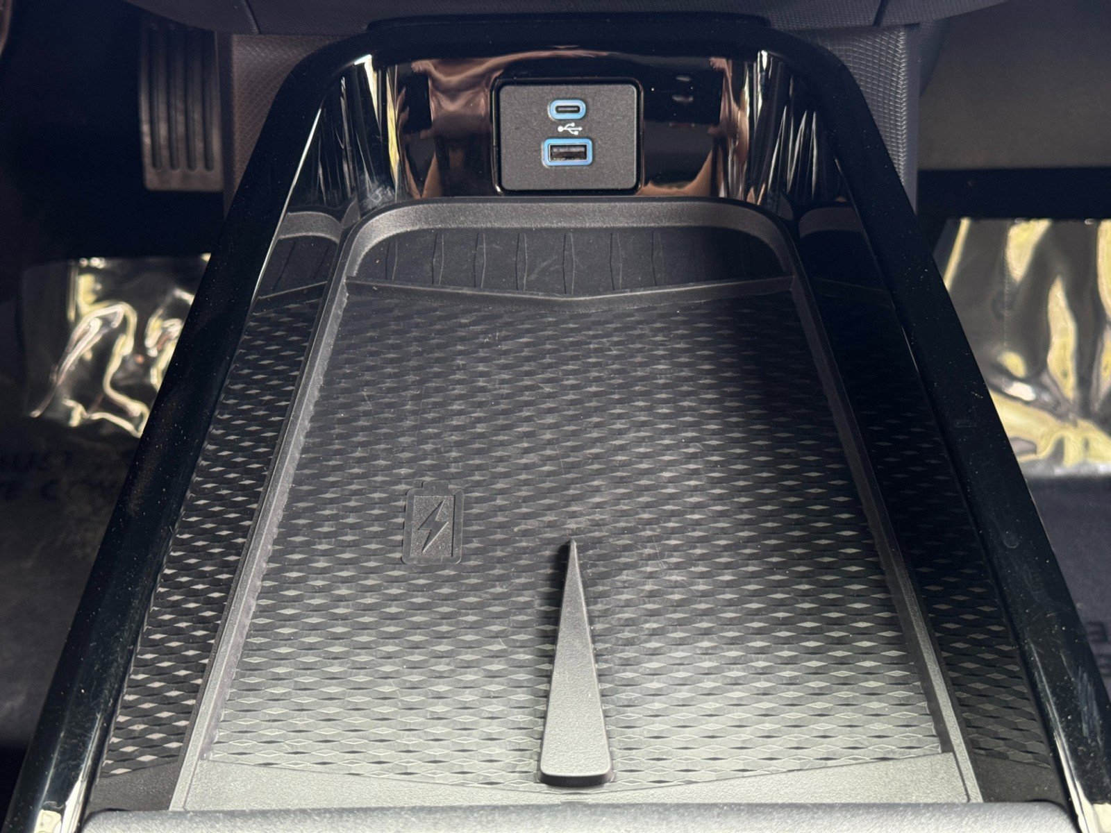 Used 2024 Ford Mustang Mach-E Select w/ Comfort Package Lite RWD image 30