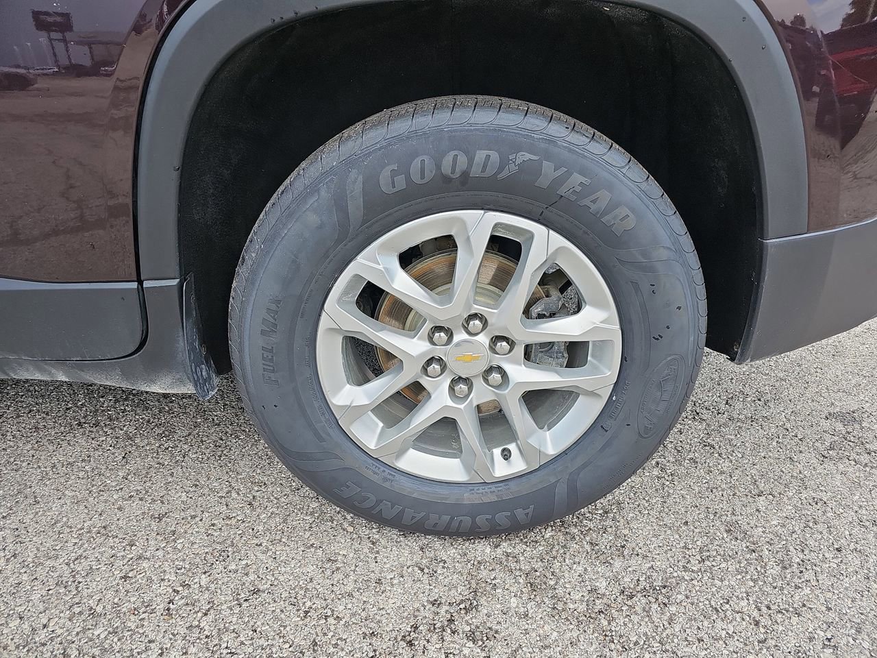Used 2020 Chevrolet Traverse LT FWD image 40