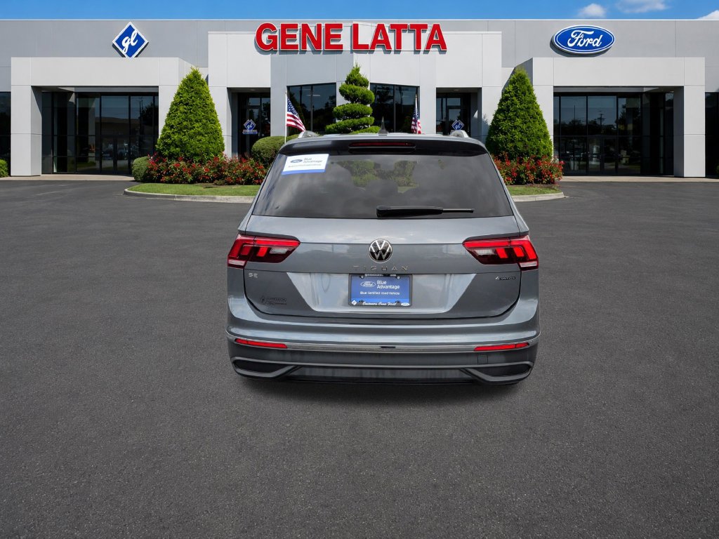 Used 2022 Volkswagen Tiguan SE AWD/4WD image 15