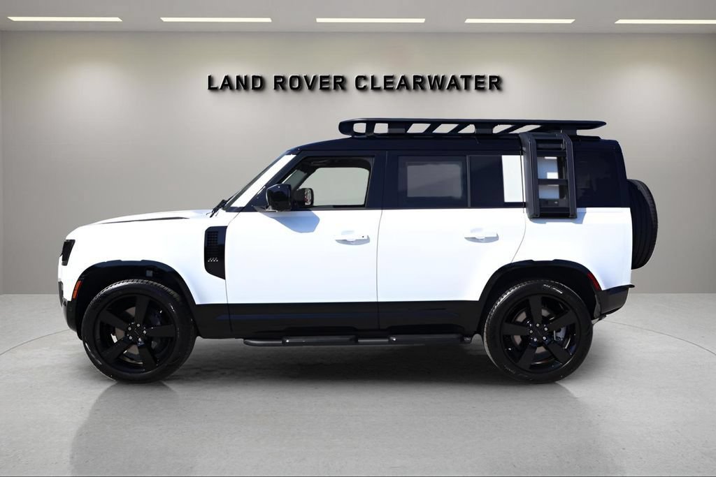 New 2026 Land Rover Defender 110 X-Dynamic SE AWD/4WD image 2