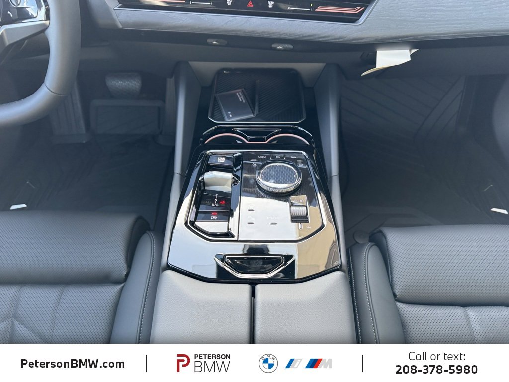 New 2026 BMW 530i xDrive w/ Premium Package image 12