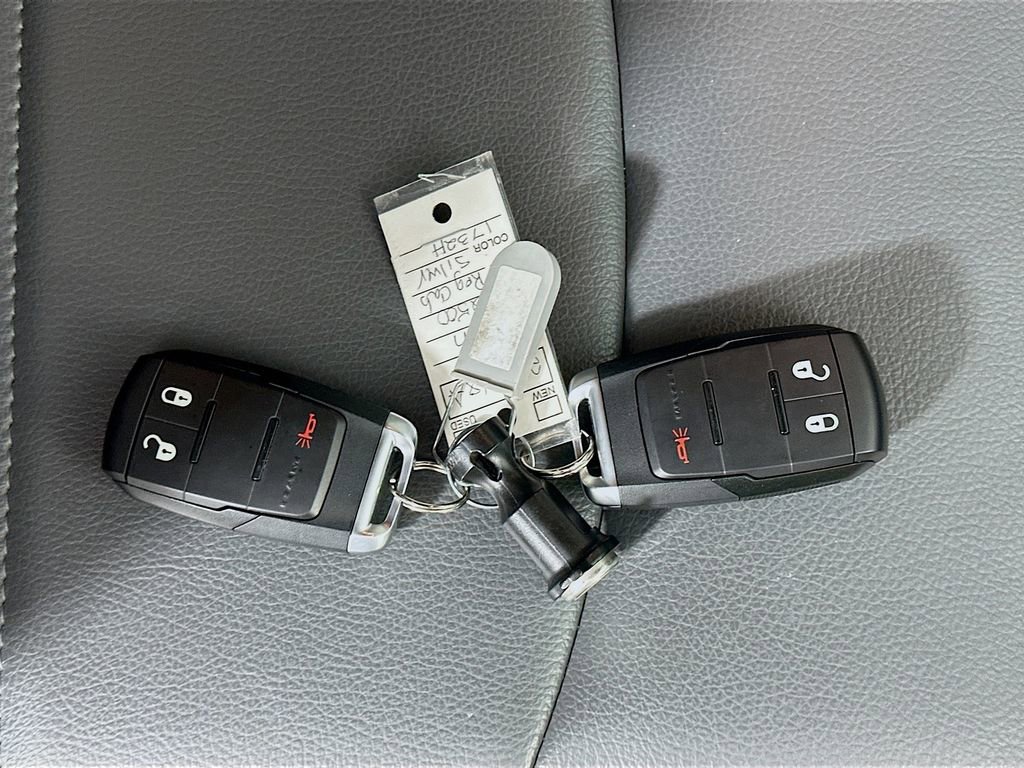 Used 2024 RAM 2500 Tradesman w/ Chrome Appearance Group image 34