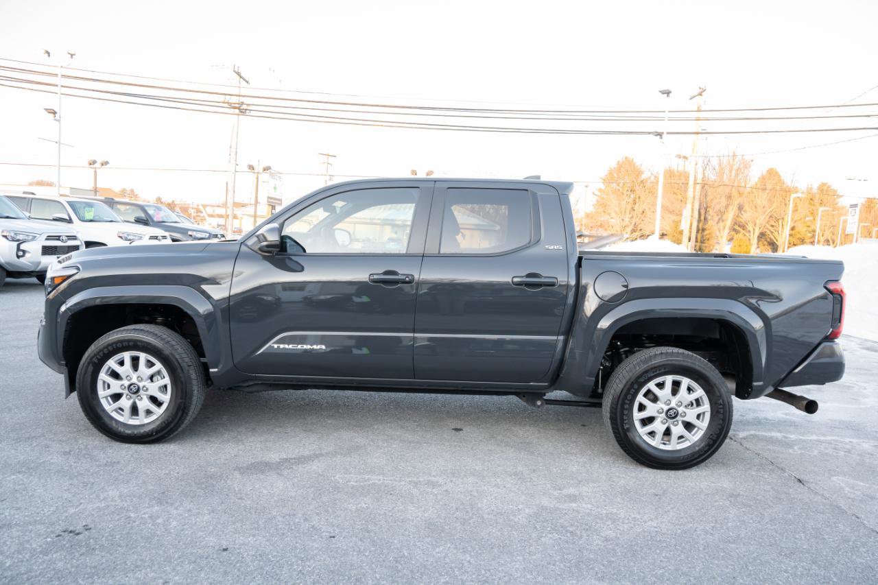 Used 2024 Toyota Tacoma SR5 RWD image 7