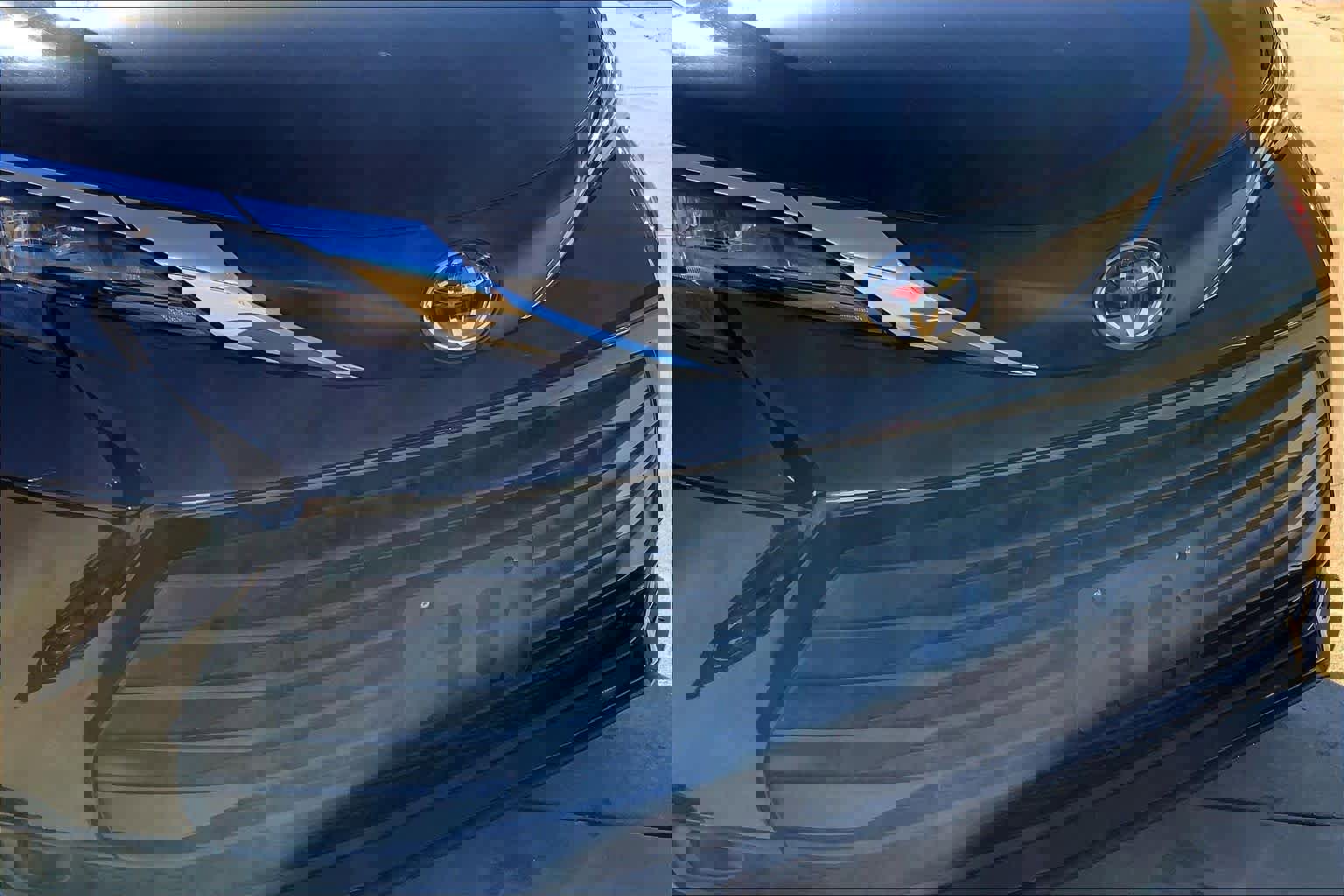 Used 2024 Toyota Sienna LE image 29