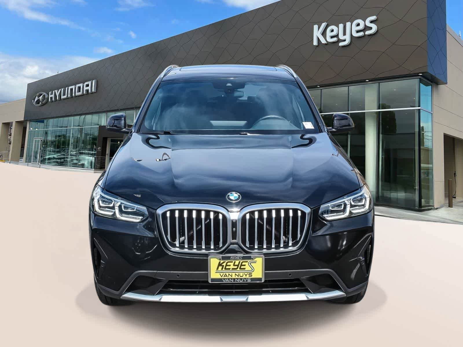 Used 2023 BMW X3 sDrive30i w/ Premium Package w/ZPA RWD image 2