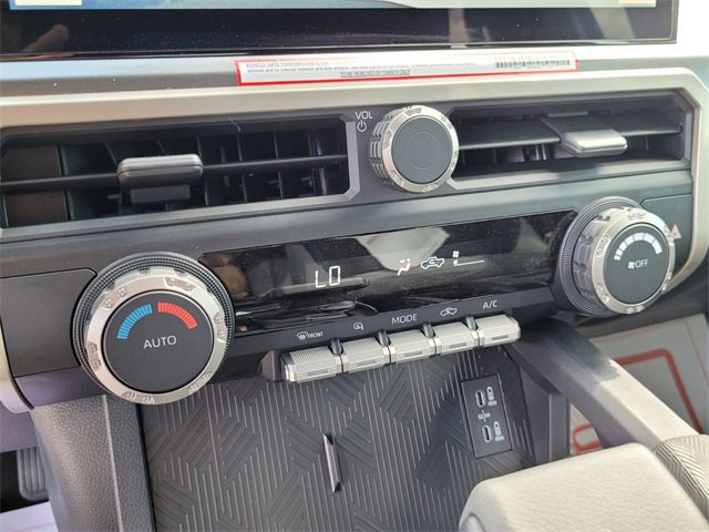 Used 2024 Toyota Tacoma TRD Off-Road image 40