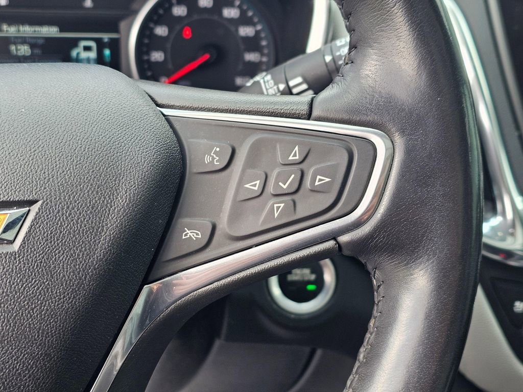 Used 2018 Chevrolet Equinox Premier image 27