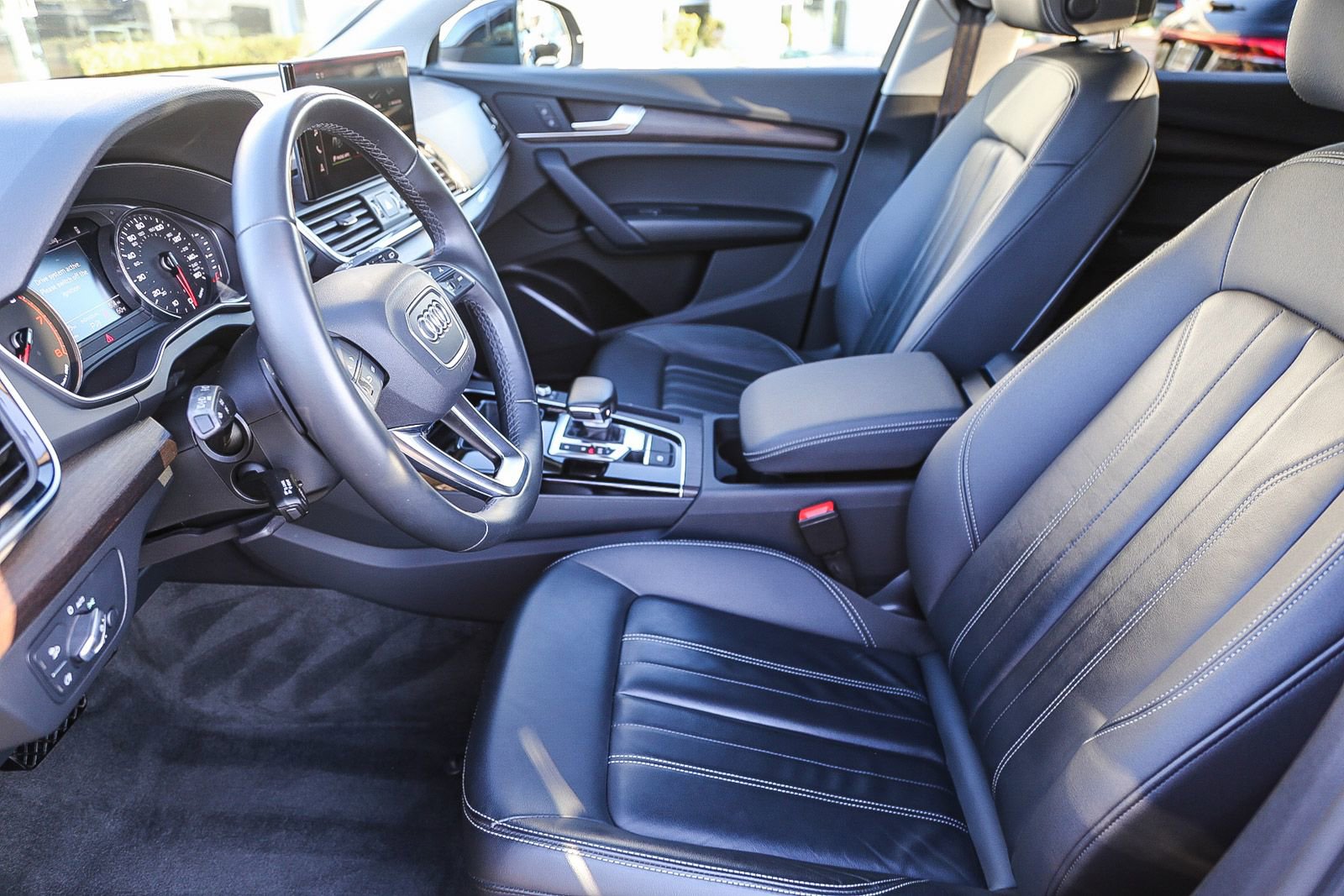 Certified 2023 Audi Q5 2.0T Premium w/ Convenience Package image 18