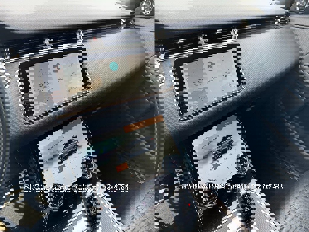 Used 2021 Land Rover Range Rover Evoque R-Dynamic S AWD/4WD image 33