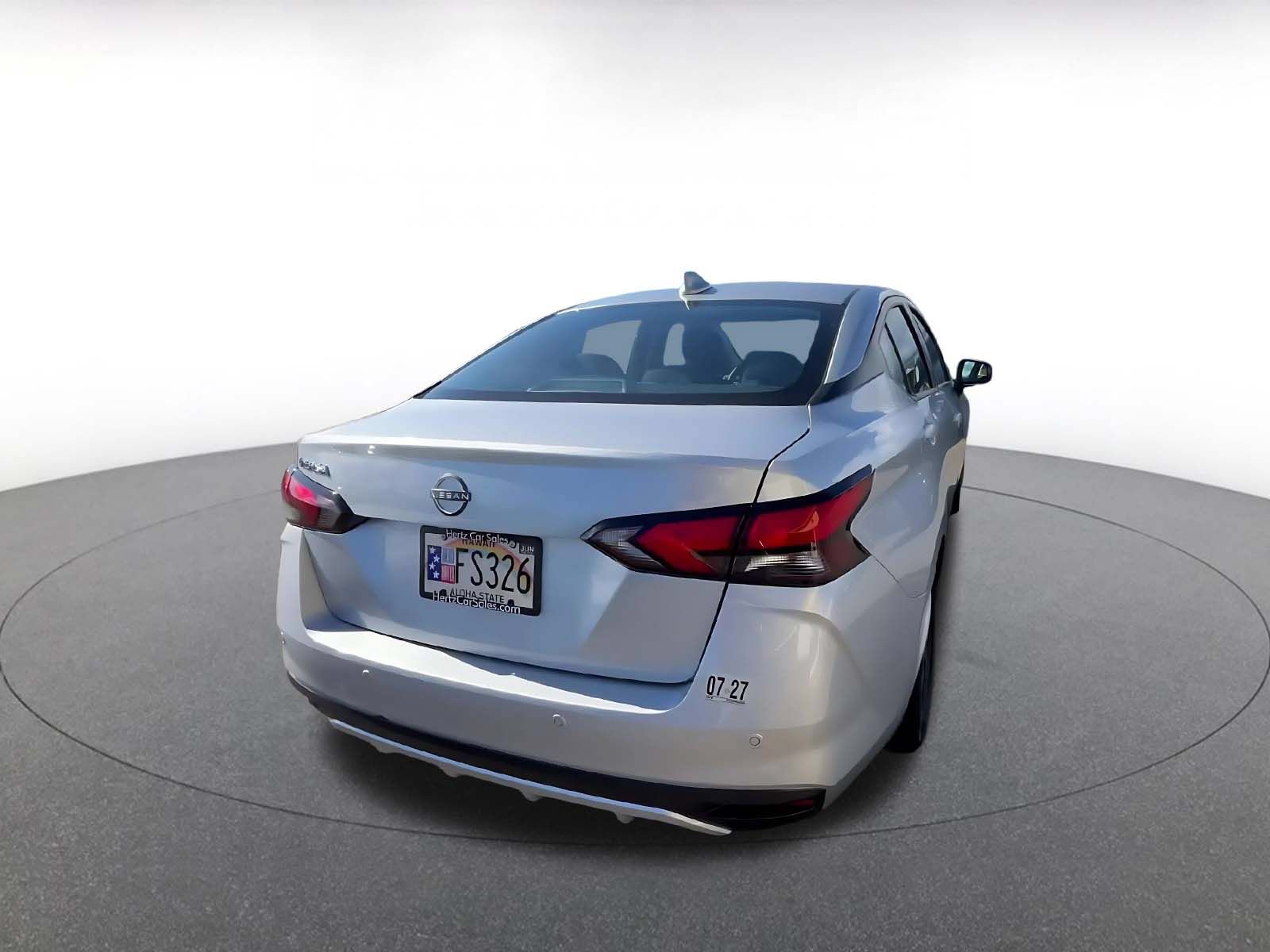 Used 2025 Nissan Versa SV FWD image 14