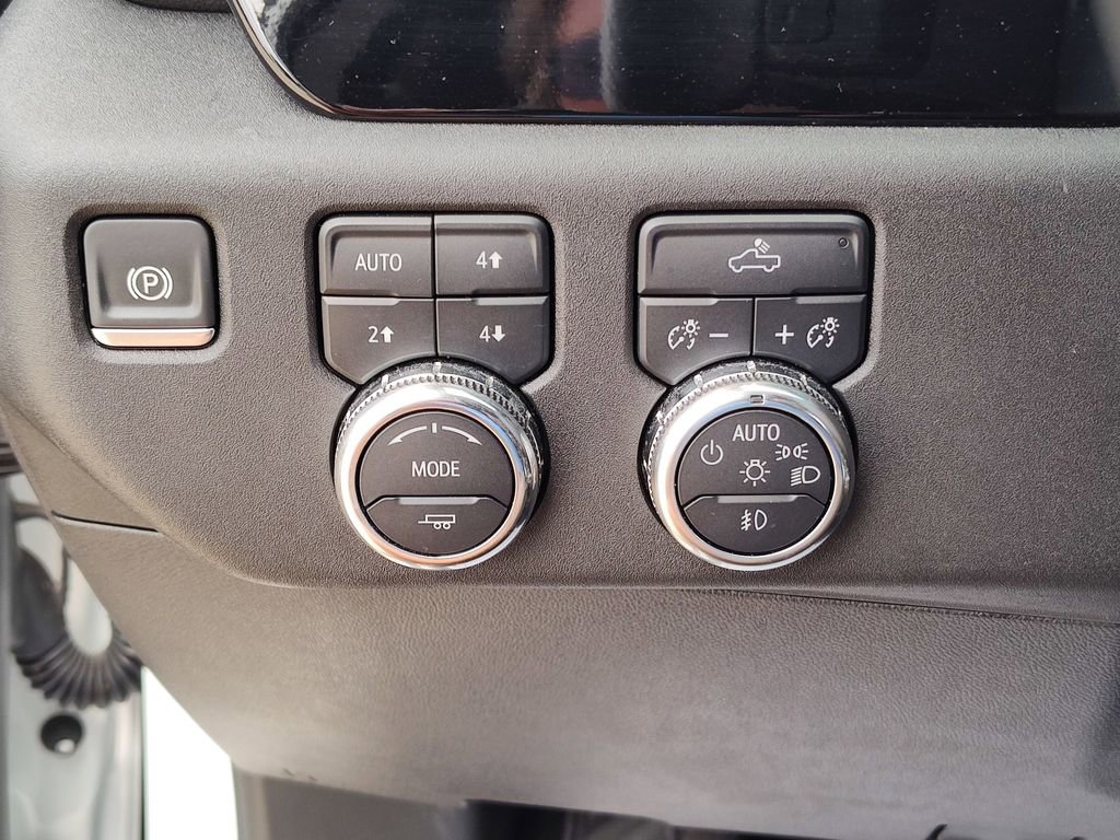 Used 2025 GMC Sierra 1500 Elevation w/ X31 Off-Road Package AWD/4WD image 24