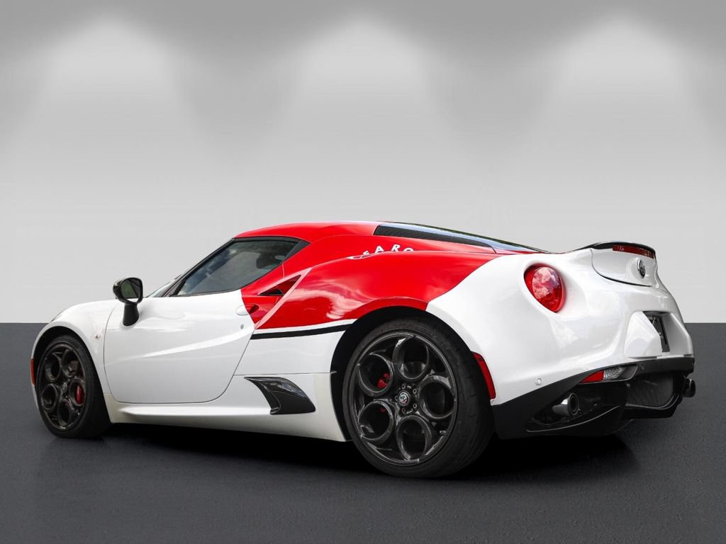 Used 2017 Alfa Romeo 4C Coupe w/ Coupe Track Package 1 RWD image 5