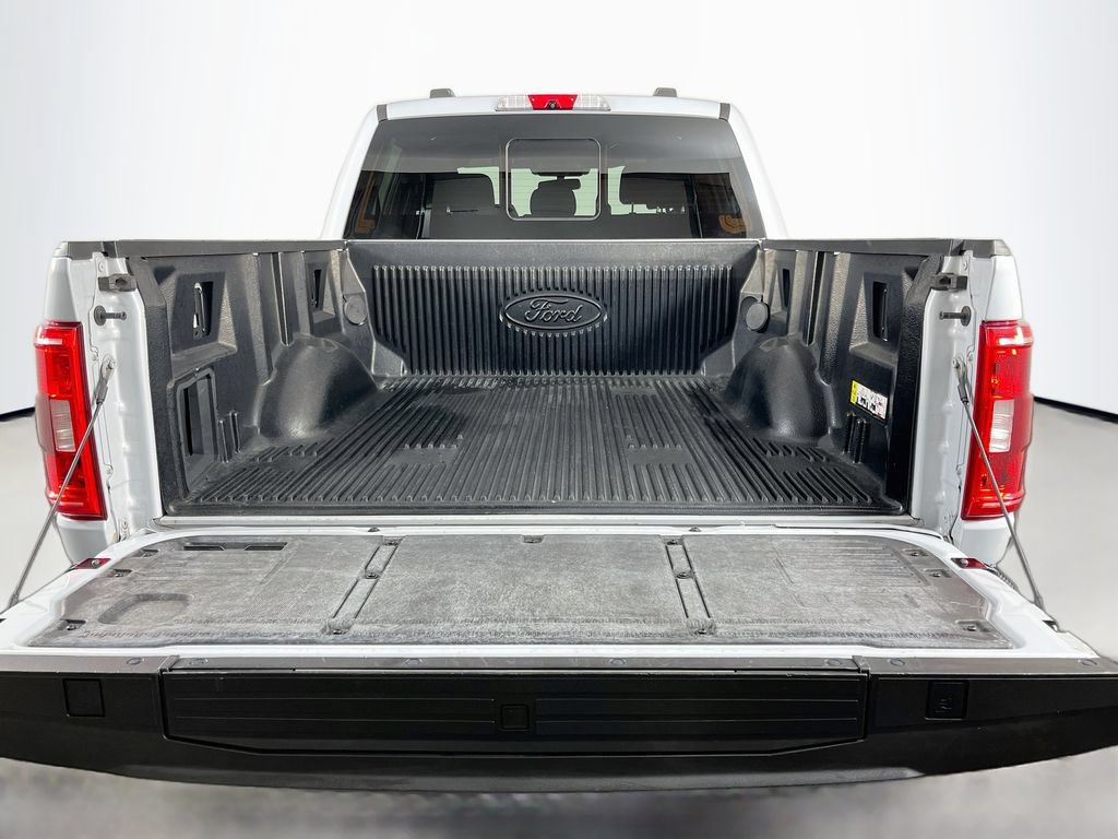 Used 2022 Ford F150 XLT w/ Equipment Group 302A High AWD/4WD image 10