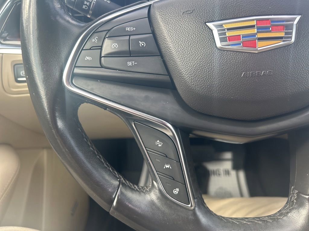 Used 2019 Cadillac XT5 Premium Luxury AWD/4WD image 18