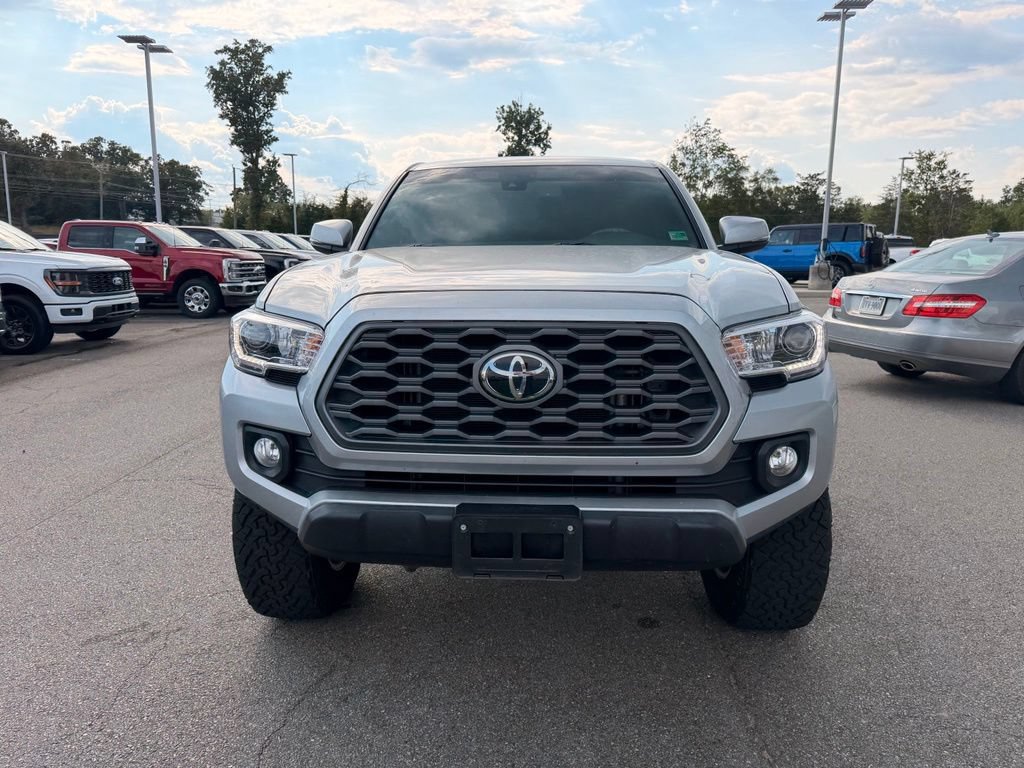 Used 2023 Toyota Tacoma TRD Off-Road AWD/4WD image 4