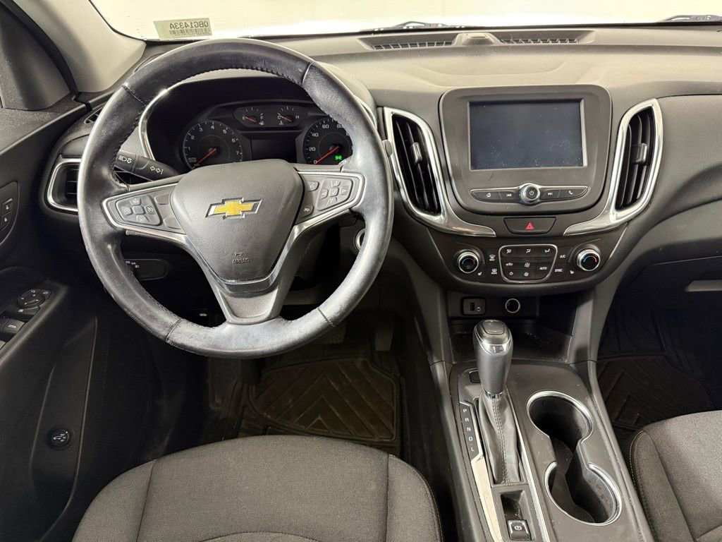 Used 2018 Chevrolet Equinox LT image 3
