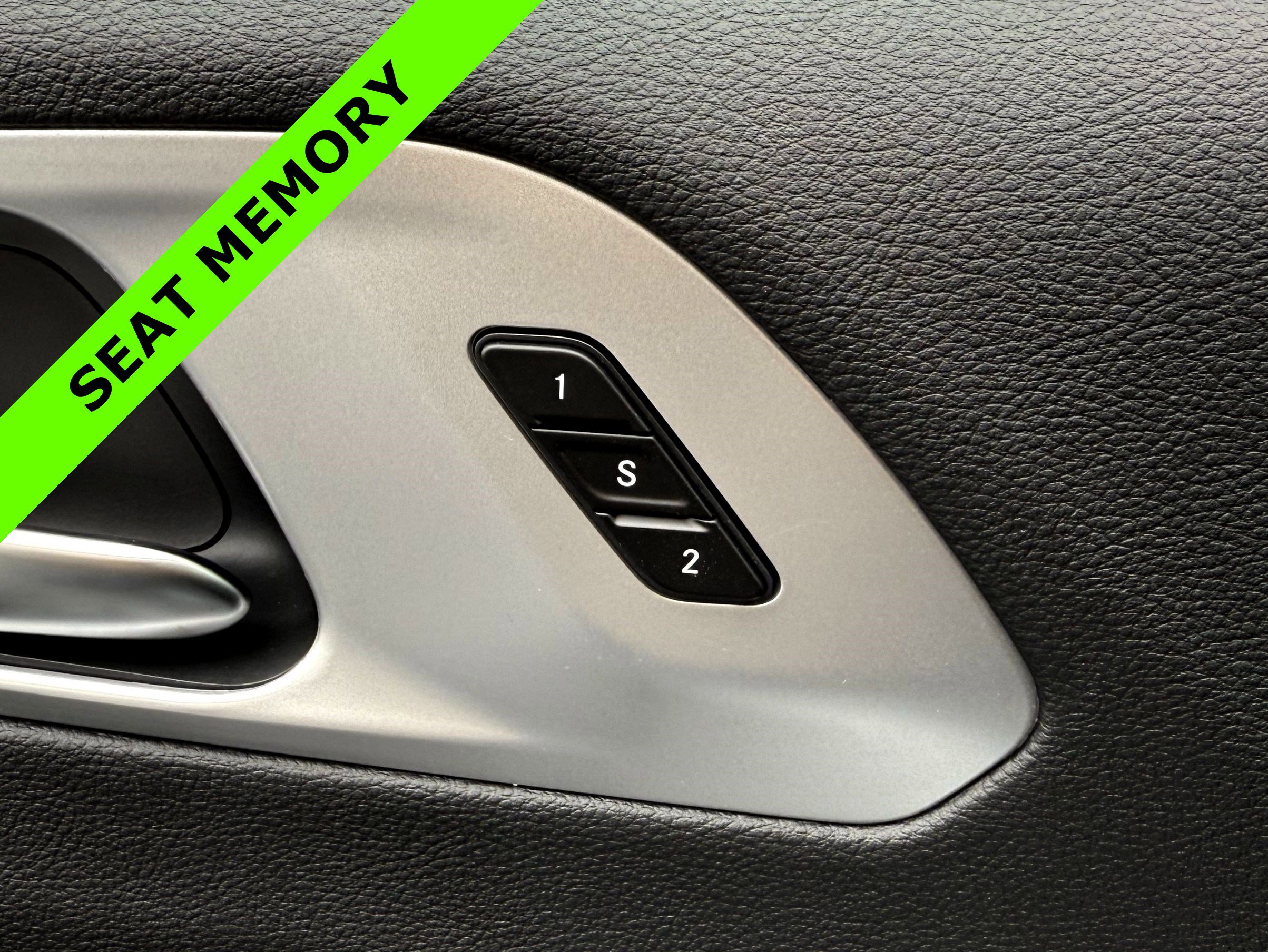 New 2026 Chrysler Pacifica Limited image 16