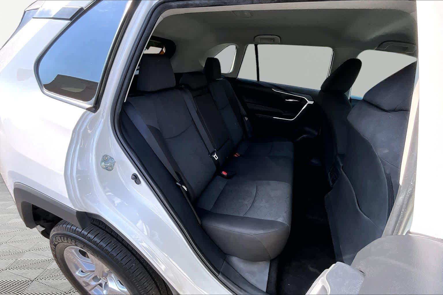 Certified 2025 Toyota RAV4 XLE AWD/4WD image 20