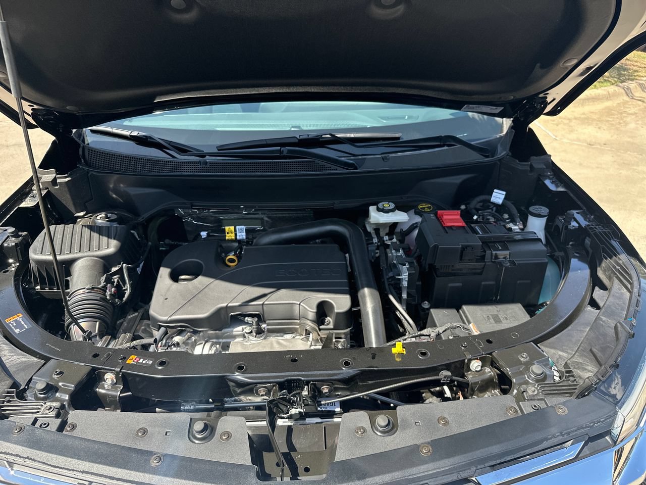 New 2027 Chevrolet Equinox LT FWD image 23