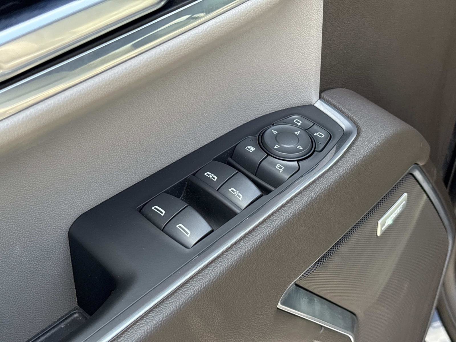 Certified 2023 GMC Sierra 1500 SLT w/ SLT Convenience Package image 15