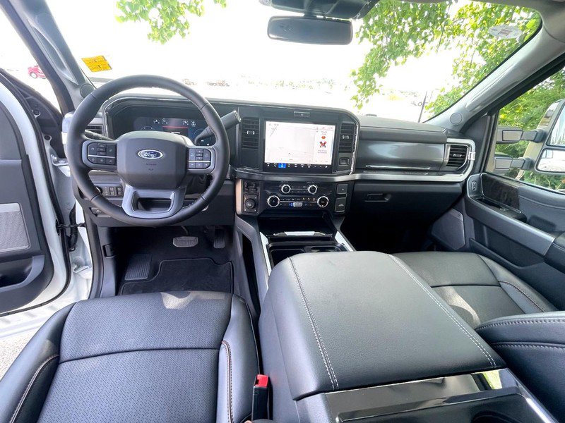 New 2025 Ford F350 Lariat image 18