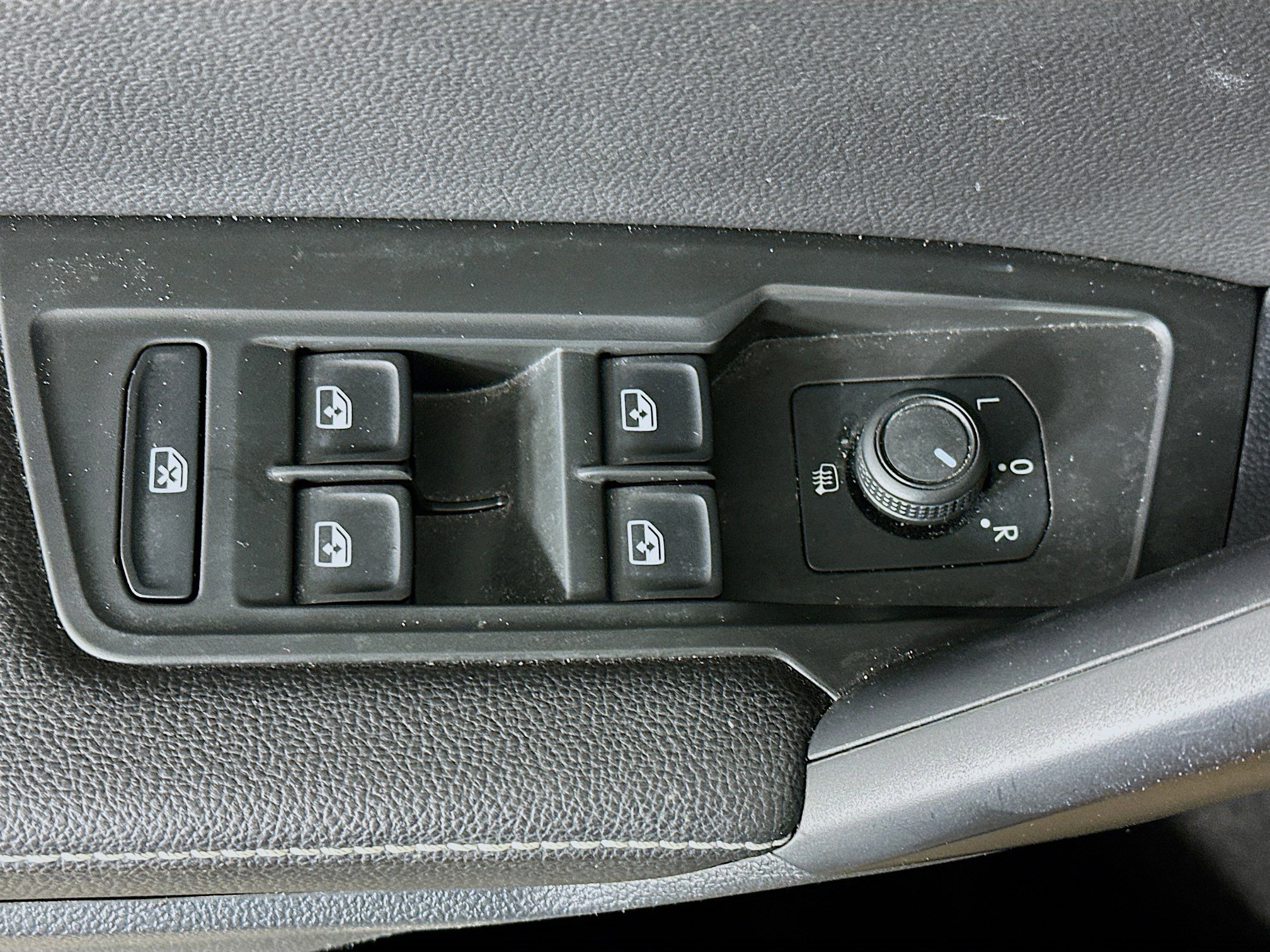 Used 2023 Volkswagen Tiguan S w/ Driver Assistance Package image 15