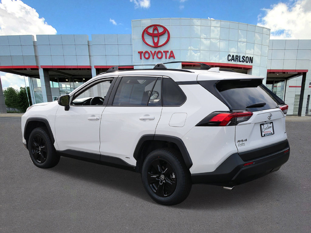 Certified 2025 Toyota RAV4 LE AWD/4WD image 6