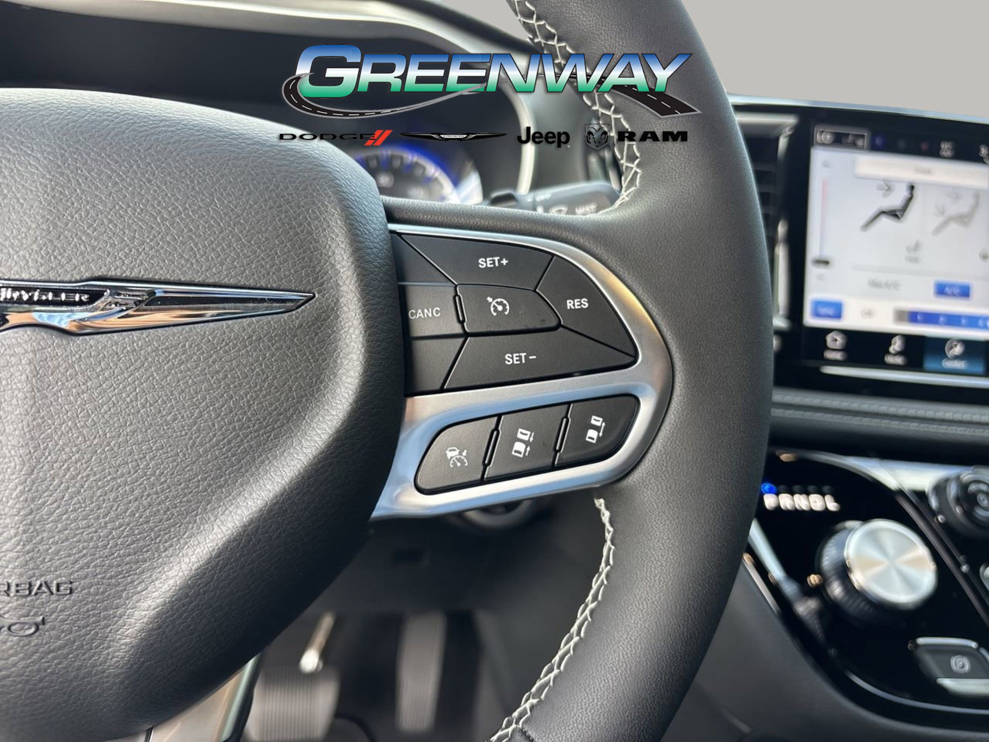 New 2026 Chrysler Pacifica Select image 27