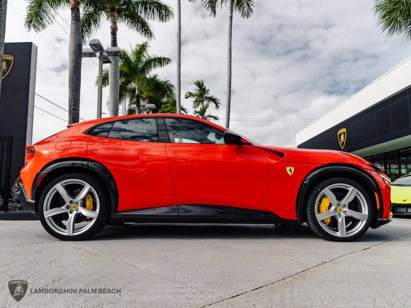 Used 2026 Ferrari Purosangue image 7
