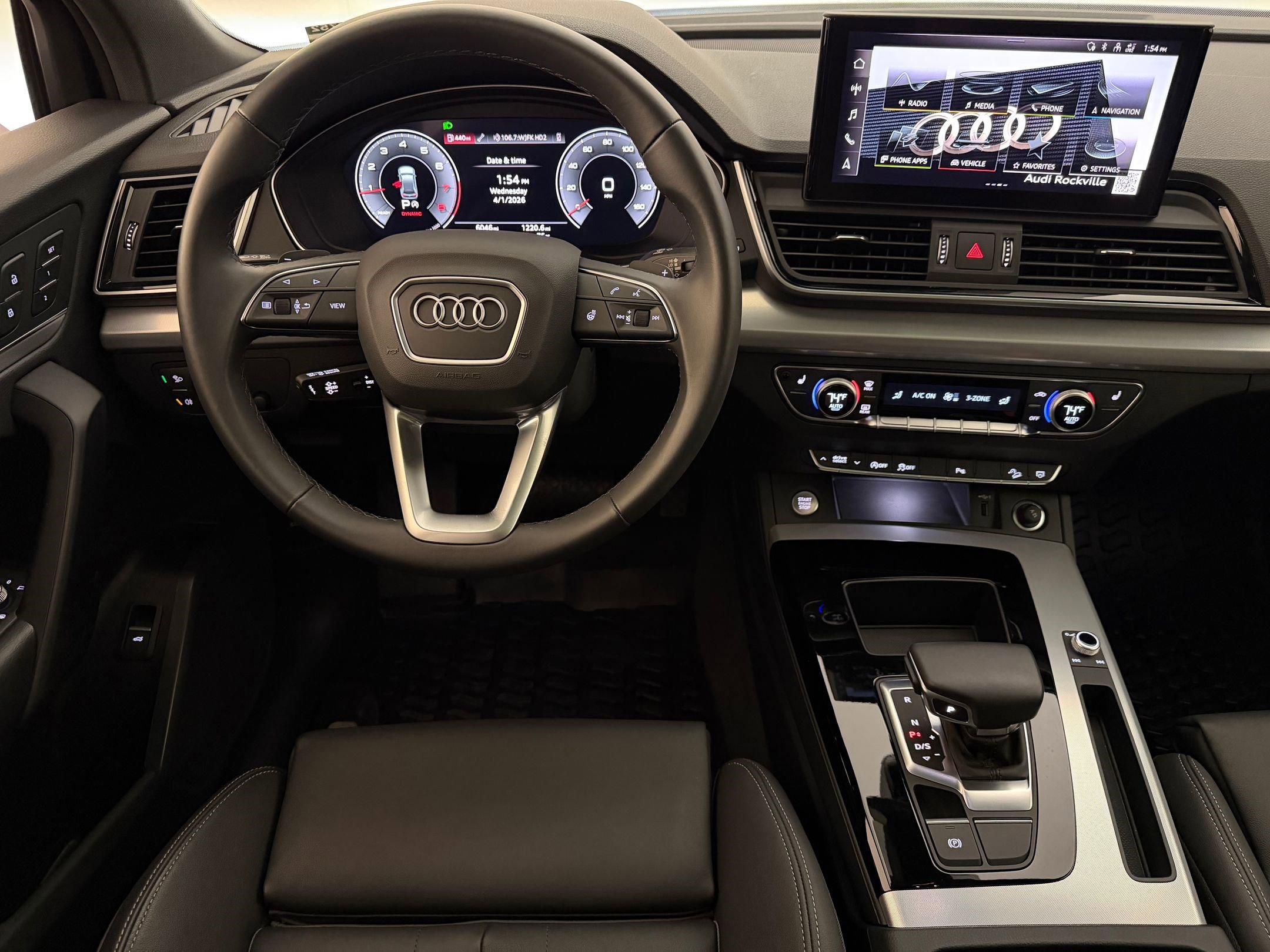 Certified 2025 Audi Q5 2.0T Premium w/ Convenience Plus Package image 29